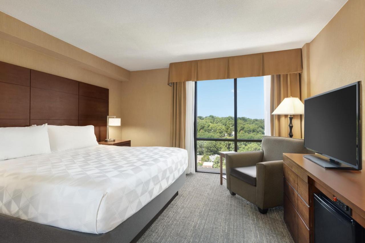 Holiday Inn National Airport/Crystal City By Ihg Арлингтон Экстерьер фото