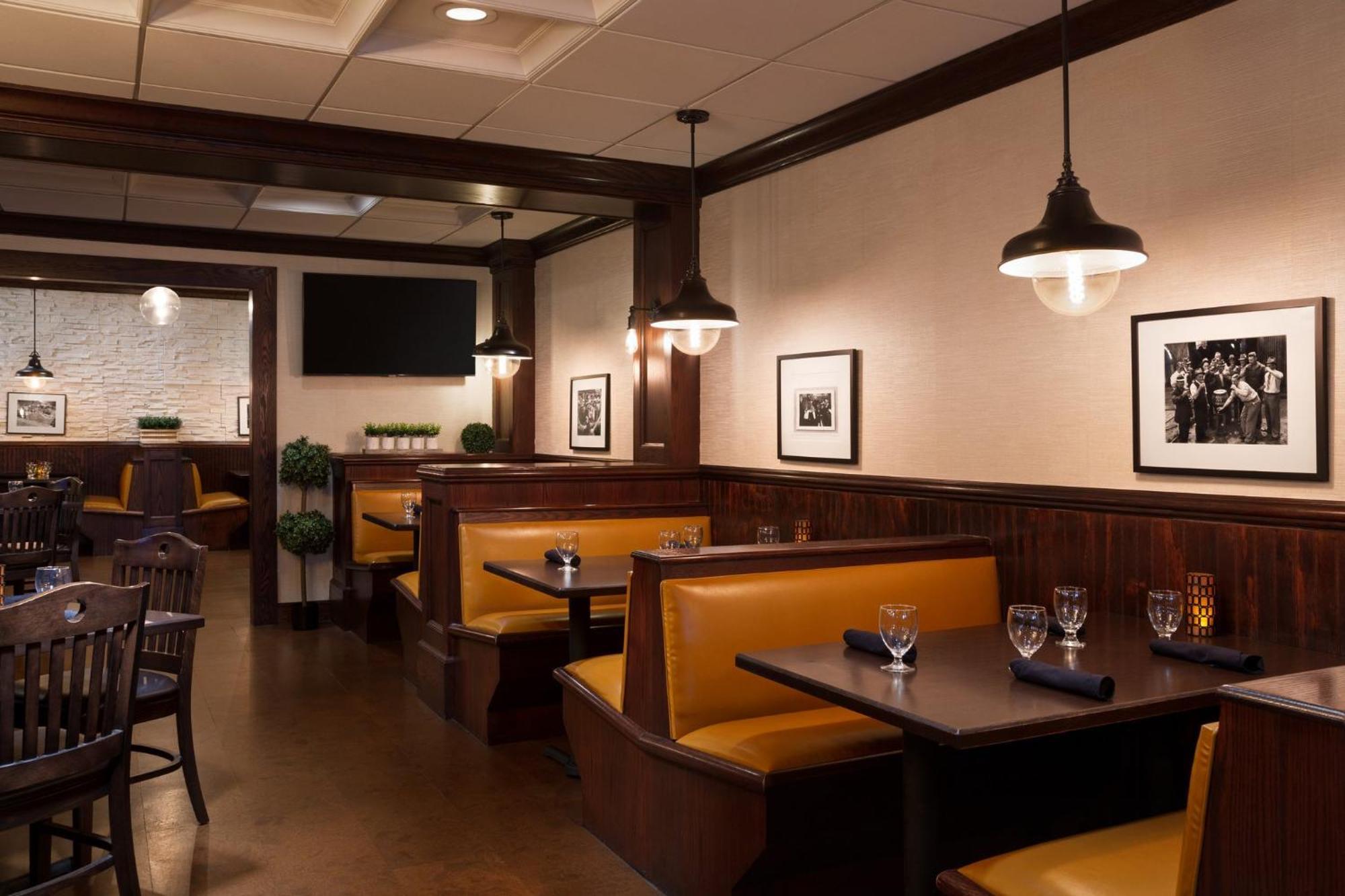 Holiday Inn National Airport/Crystal City By Ihg Арлингтон Экстерьер фото