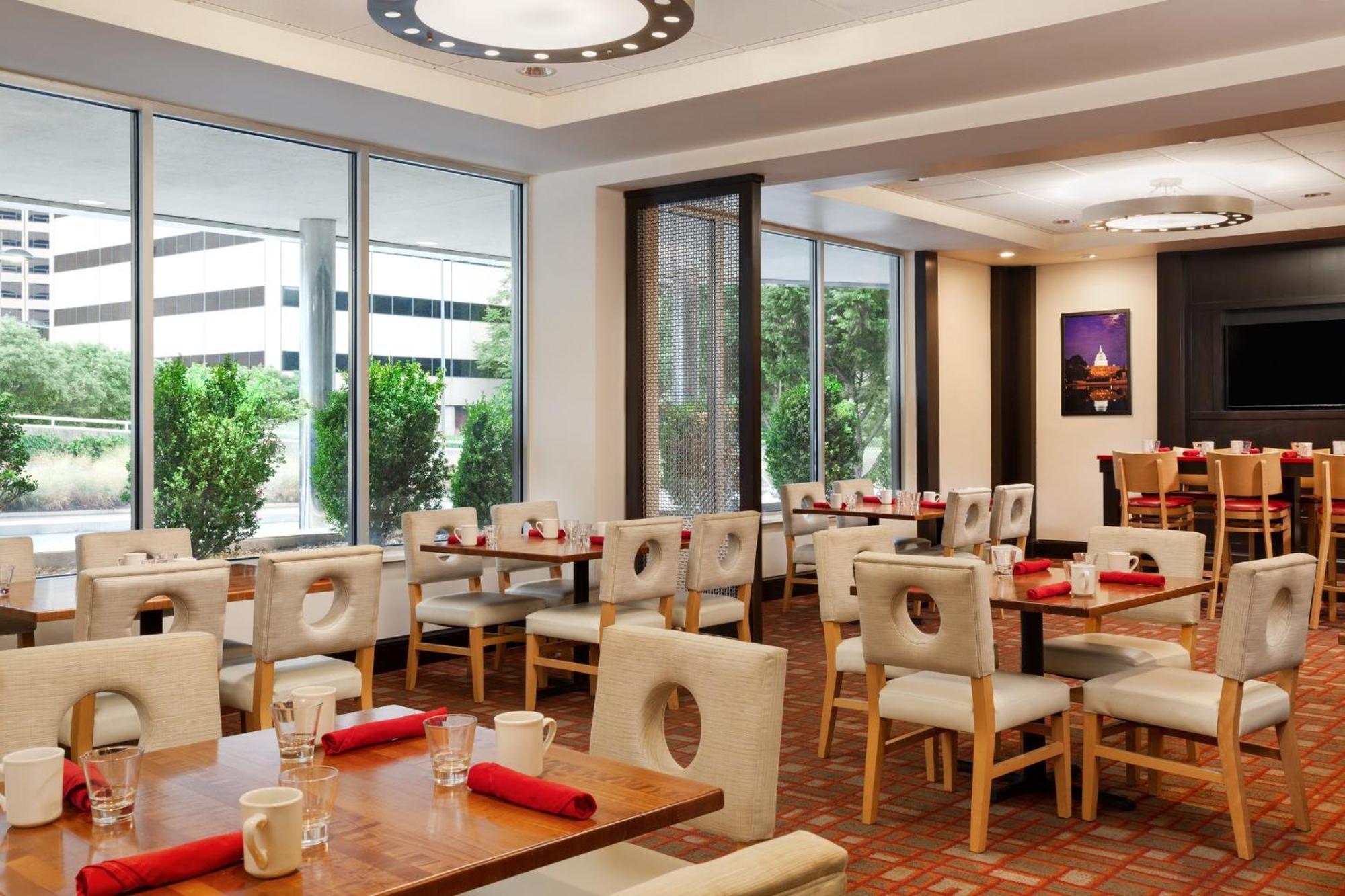Holiday Inn National Airport/Crystal City By Ihg Арлингтон Экстерьер фото