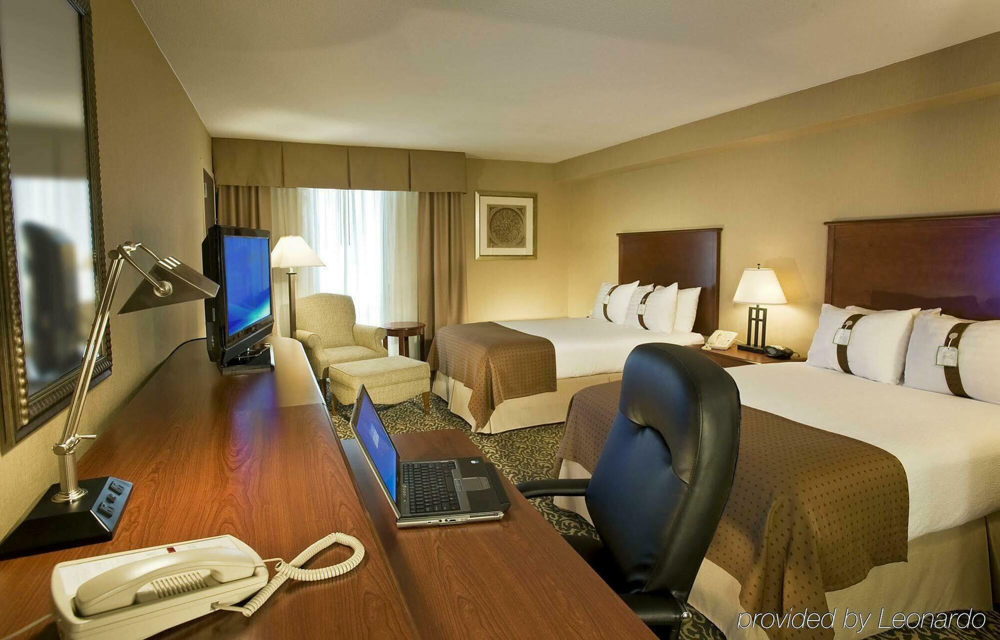 Holiday Inn National Airport/Crystal City By Ihg Арлингтон Экстерьер фото